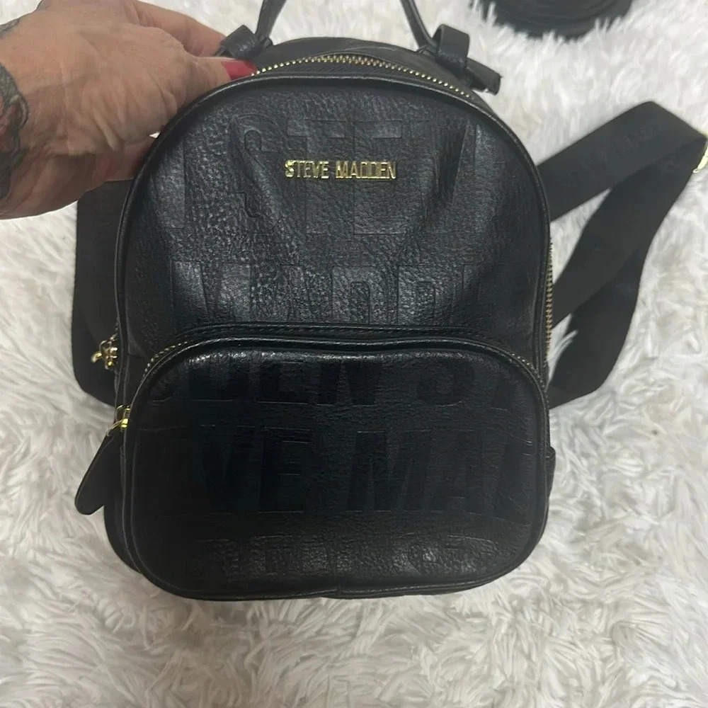Steve Madden Mini Backpack Purse Black Embossed Leather Logo - Picture 3 of 10